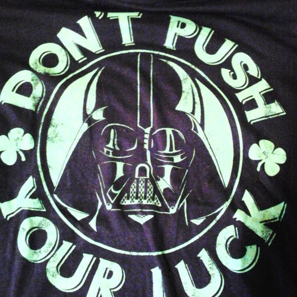 Star Wars black T-shirt size Small 34/36 DON'T PUSH YOUR LUCK Darth Vadar - Picture 3 of 5